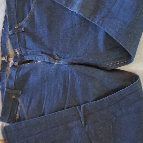 Wrangler Original Fit Blue Jeans - Picture 3 of 4